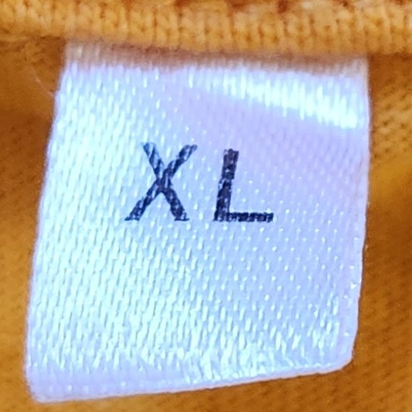 Designer T-Shirt - Picture 2 of 3